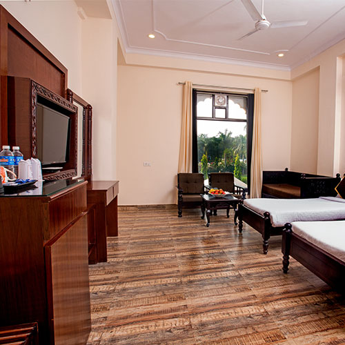 SUPER DLX ROOM 8